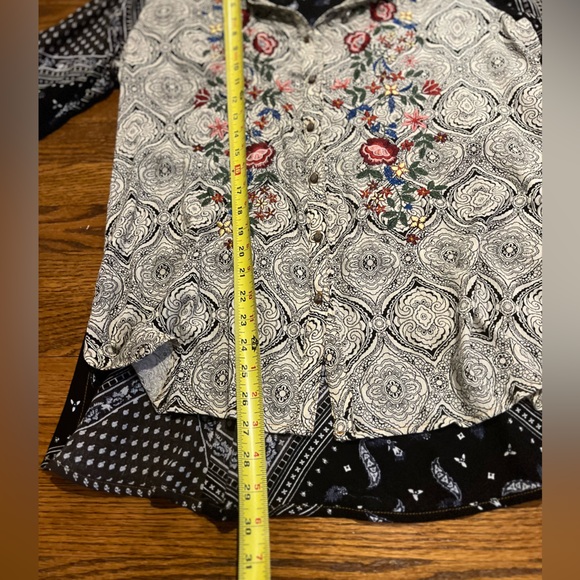 Aratta Silent Journey Little Secrets Shirt, floral, embroidered, burnout, EUC, L - Picture 14 of 15